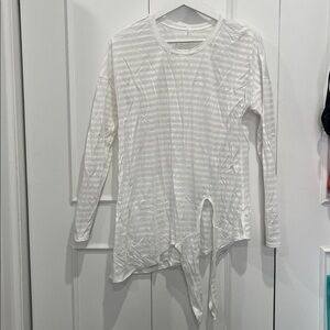 Lululemon Tie-Front Shirt 🤍